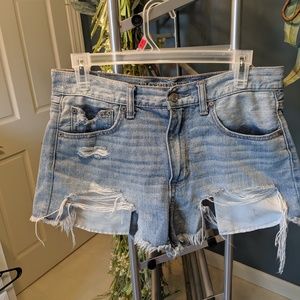Vintage hi-rise American Eagle destroyed shorts